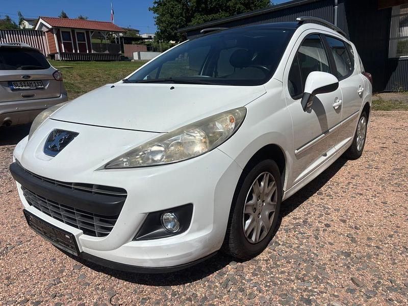 Weiß Gebraucht 2012 Peugeot 207 Tendance Kombi | 2.890 € (Fairer Preis) - Bild 1/4