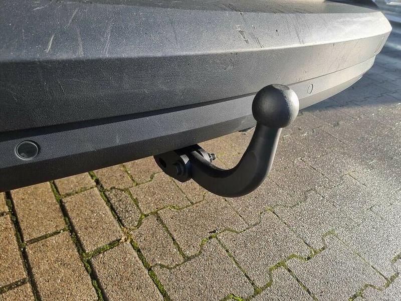 Second-hand VW Caddy Maxi 122 CP (89 kW) 2020 Alb Monovolum