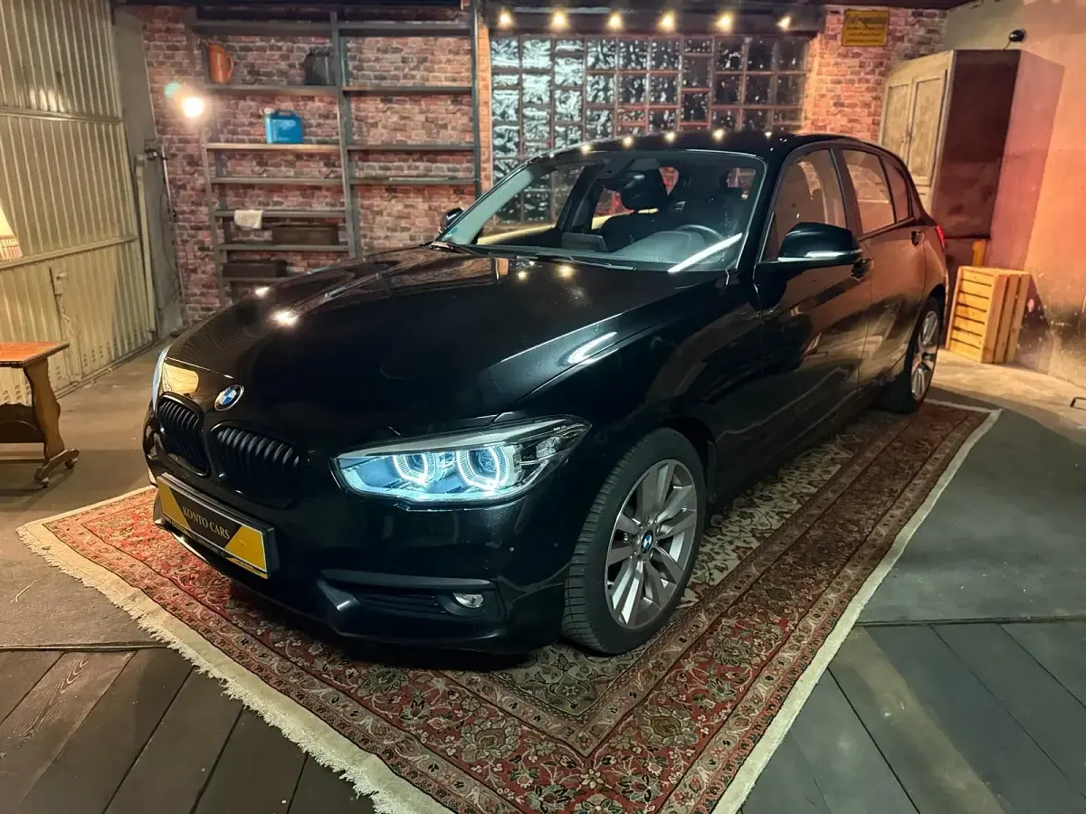 Gebraucht BMW 116 Advantage 109 PS (80 kW) 2019 Schwarz Kleinwagen