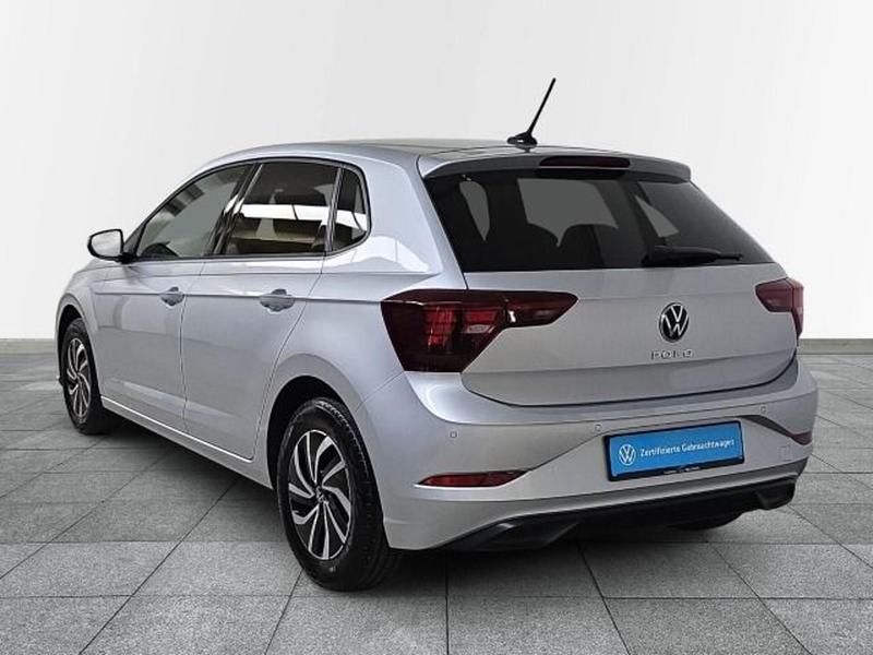 Gebraucht VW Polo Life 95 PS (69 kW) 2023 Silber Kleinwagen