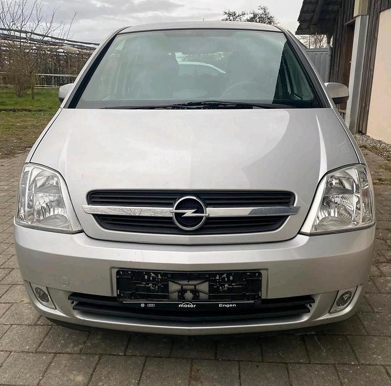 Gebraucht Opel Meriva 101 PS (74 kW) 2004 Silber Van / Kleinbus