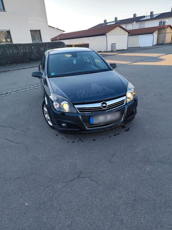 Gebraucht Opel Astra 116 PS (85 kW) 2008 Limousine