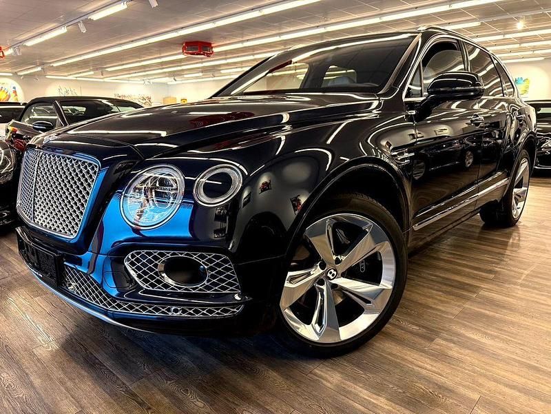 Blau Gebraucht 2019 Bentley Bentayga Mulliner SUV | 136.800 € - Bild 1/4