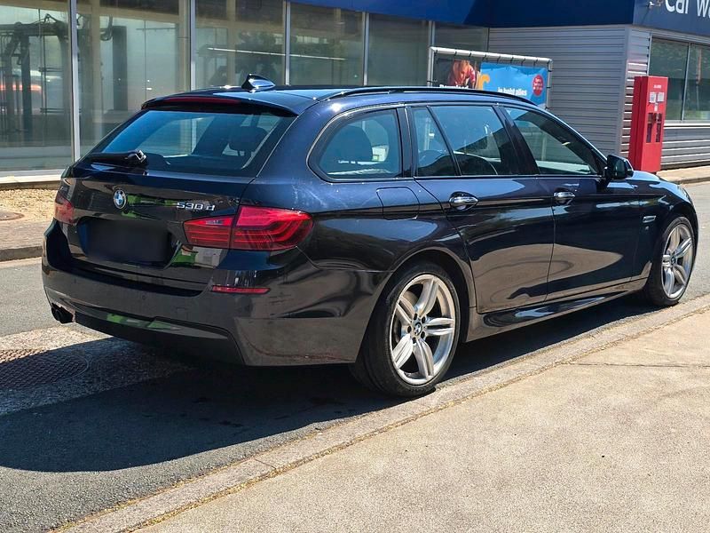 Gebraucht BMW 530 M Sport 280 PS (205 kW) 2016 Schwarz Kombi