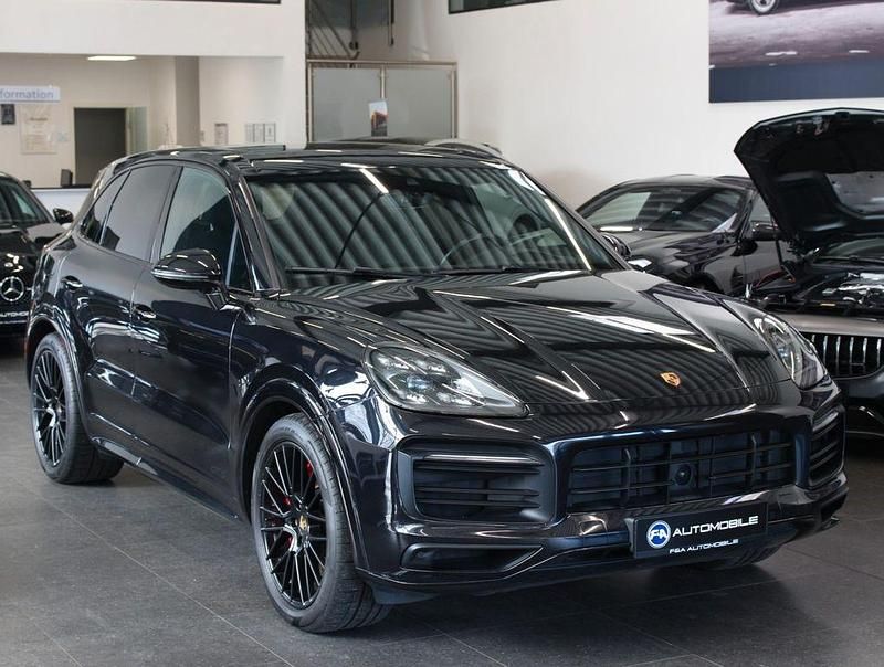 Gebraucht Porsche Cayenne GTS 460 PS (338 kW) 2021 Schwarz SUV