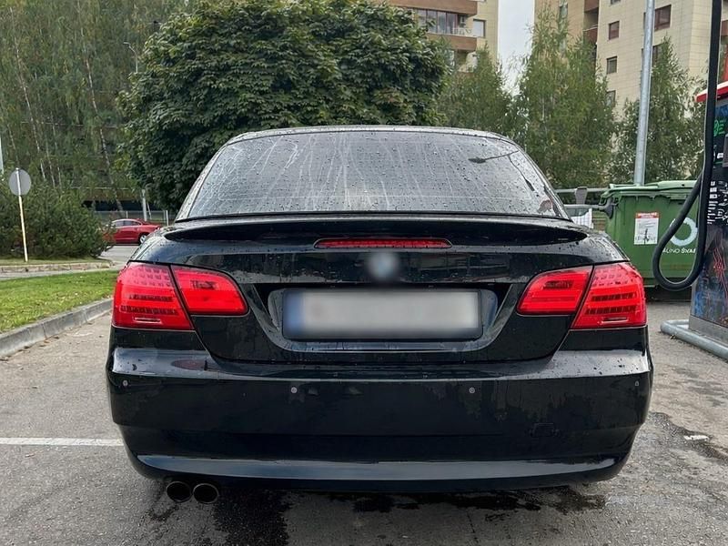 Gebraucht BMW 330 Cabriolet Performance 231 PS (169 kW) 2007 Schwarz Cabrio