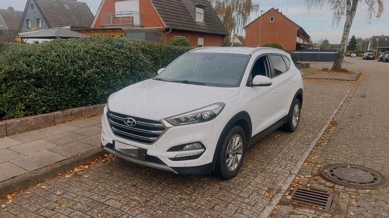 Gebraucht Hyundai Tucson 136 PS (100 kW) 2017 Weiß SUV