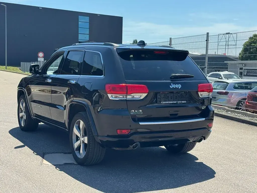 Gebraucht Jeep Grand Cherokee Overland 250 PS (183 kW) 2014 Schwarz SUV