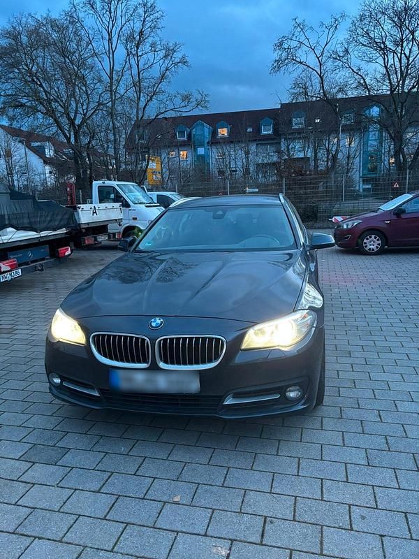 Gebraucht BMW 525 218 PS (160 kW) 2015 Schwarz Kombi