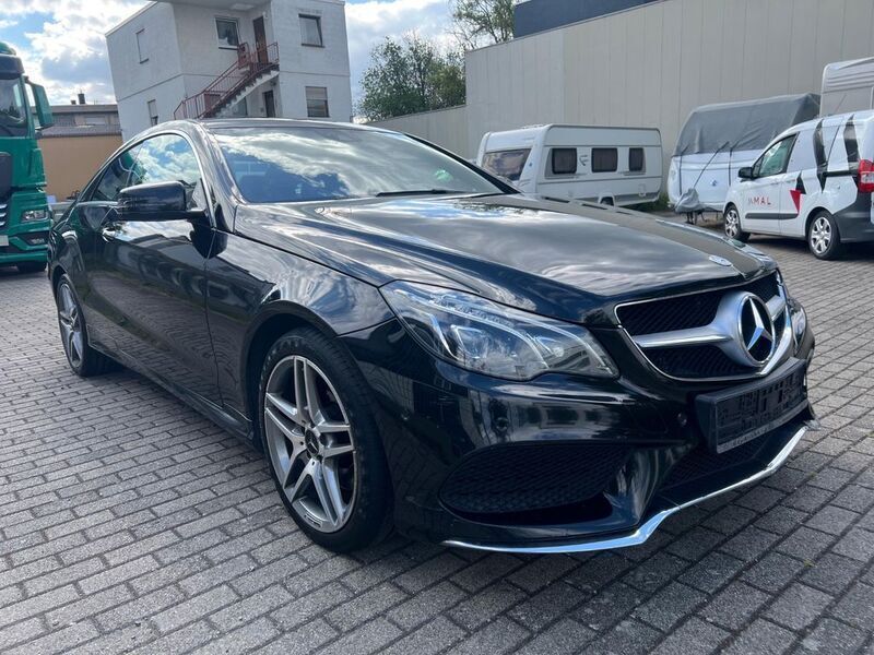 Schwarz Gebraucht 2014 Mercedes E250 AMG Coupé | 14.999 € (Fairer Preis) - Bild 1/4