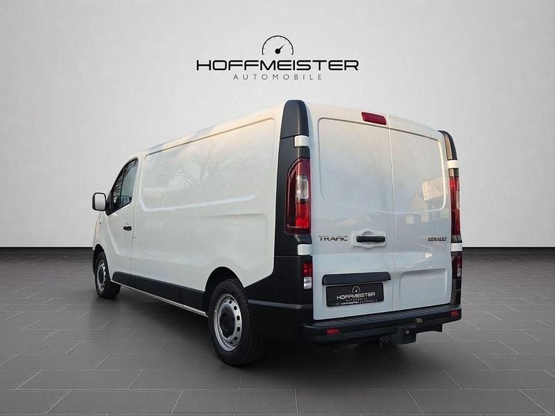 Gebraucht Renault Traffic 120 PS (88 kW) 2021 Weiß Van / Kleinbus