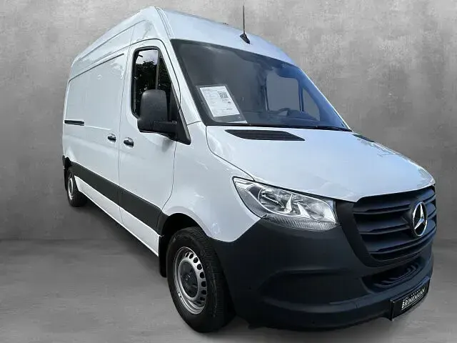 Gebraucht Mercedes Sprinter 150 PS (110 kW) 2023 Arktikweiß Van