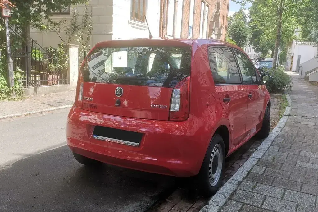 Gebraucht Skoda Citigo Active 60 PS (44 kW) 2013 Rot Kleinwagen