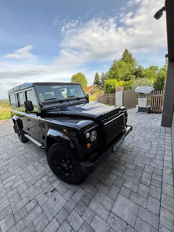 Gebraucht Land Rover Defender SE 122 PS (89 kW) 2015 Schwarz SUV