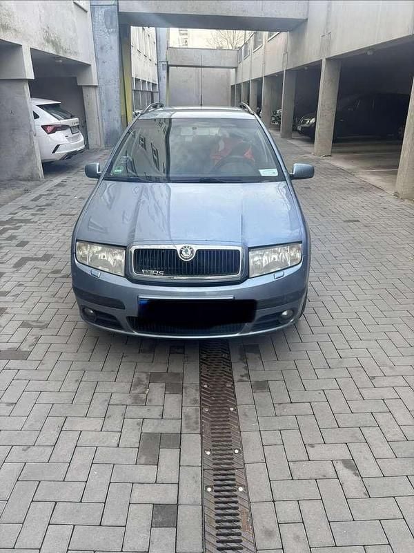 Grau Gebraucht 2007 Skoda Fabia Kombi | 1.800 € (Fairer Preis) - Bild 1/4