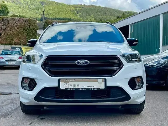 Gebraucht Ford Kuga ST-Line 175 PS (128 kW) 2020 Weiß SUV
