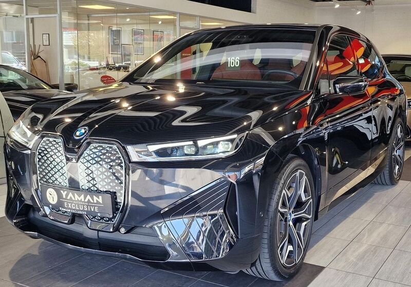 Schwarz Gebraucht 2024 BMW iX Executive SUV | 81.850 € (Superpreis) - Bild 1/4