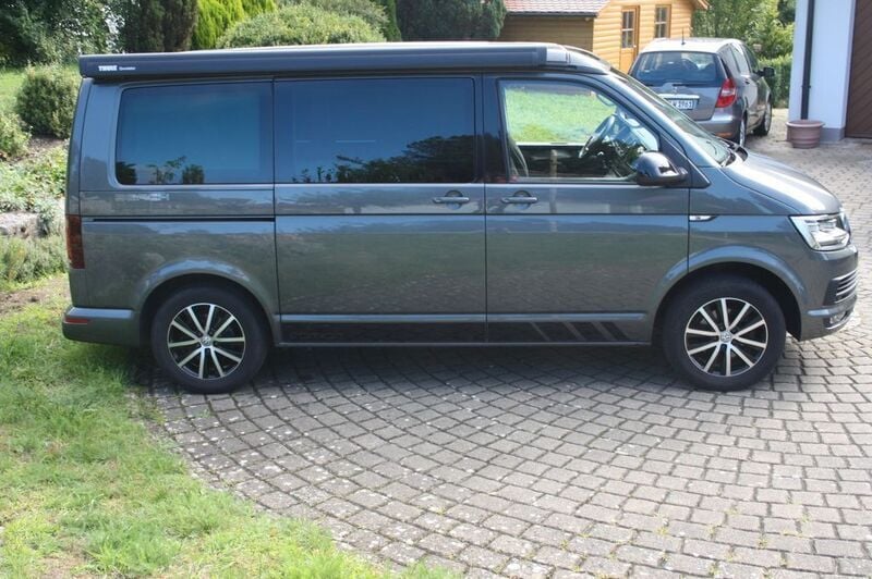 Gebraucht VW T6 Beach 150 PS (110 kW) 2016 Grau Van