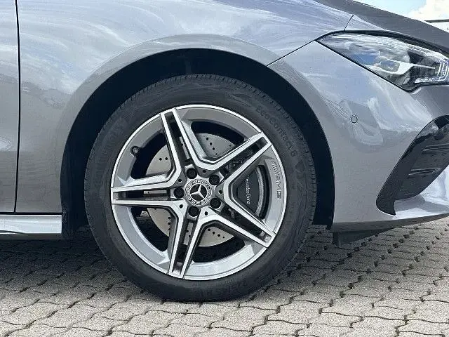 Gebraucht Mercedes CLA250e 218 PS (160 kW) 2024 Coupé