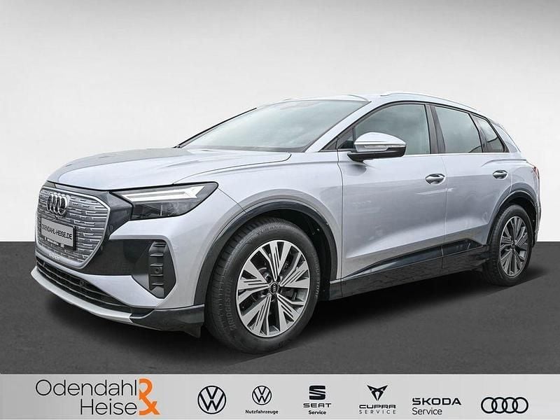 Silber Gebraucht 2022 Audi Q4 e-tron Sport SUV | 30.440 € (Fairer Preis) - Bild 1/4