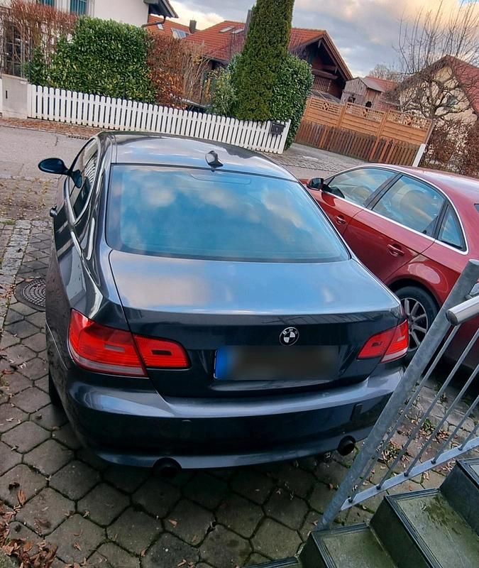 Gebraucht BMW 335 306 PS (225 kW) 2008 Grau Coupé