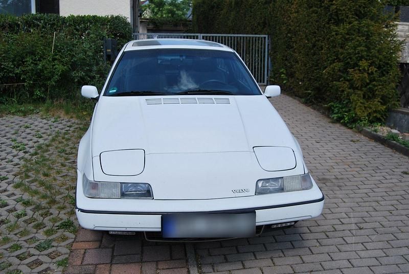 Second-hand Volvo 480 109 CP (80 kW) 1994 Alb Coupe