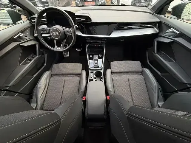 Gebraucht Audi A3 e-tron S-Line 116 PS (85 kW) 2022 Andere Kleinwagen