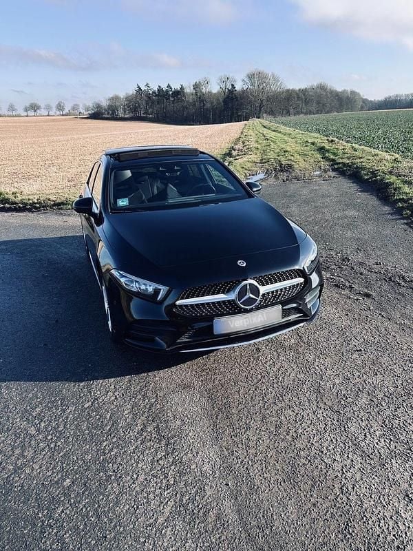 Second-hand Mercedes E250 160 CP (117 kW) 2020 Negru Berlinǎ