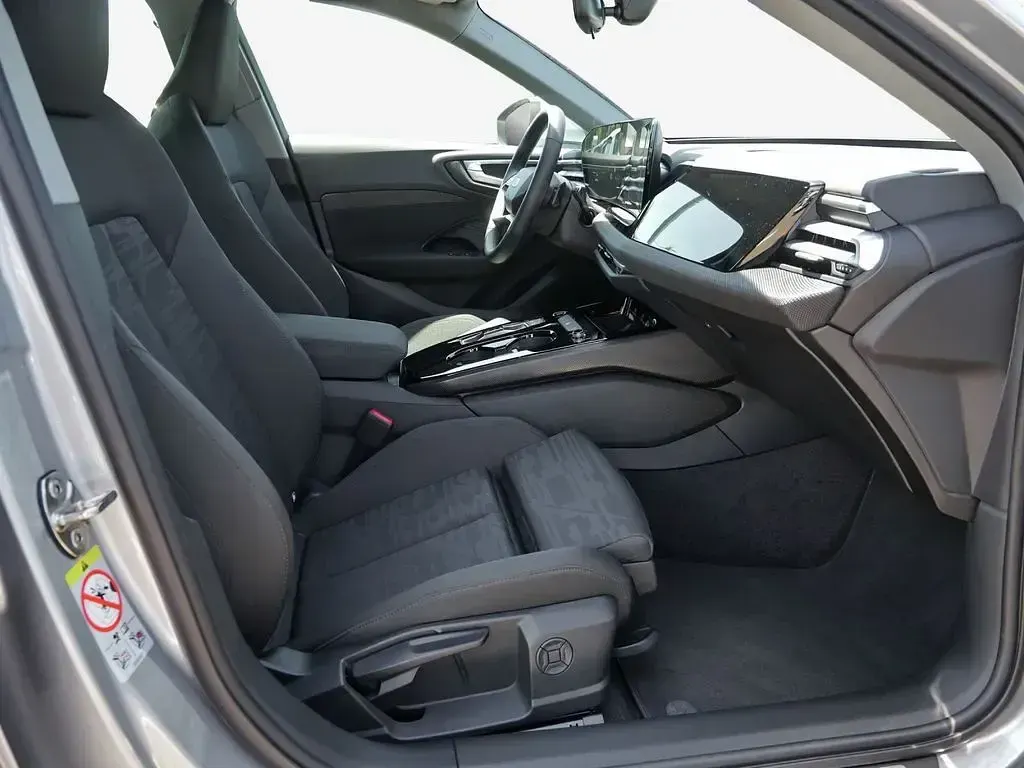 Gebraucht Audi A5 Business 150 PS (110 kW) 2025 Silber Kombi