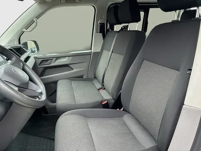 Używany VW Transporter 150 KM (110 kW) 2024 Biały Van