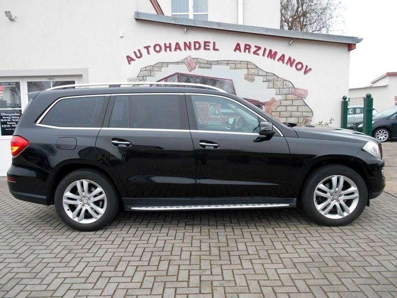 Gebraucht Mercedes GL350 258 PS (189 kW) 2013 Obsidianschwarz metallic SUV