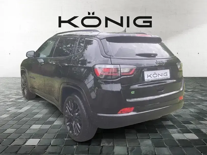 Gebraucht Jeep Compass 131 PS (96 kW) 2024 Schwarz SUV