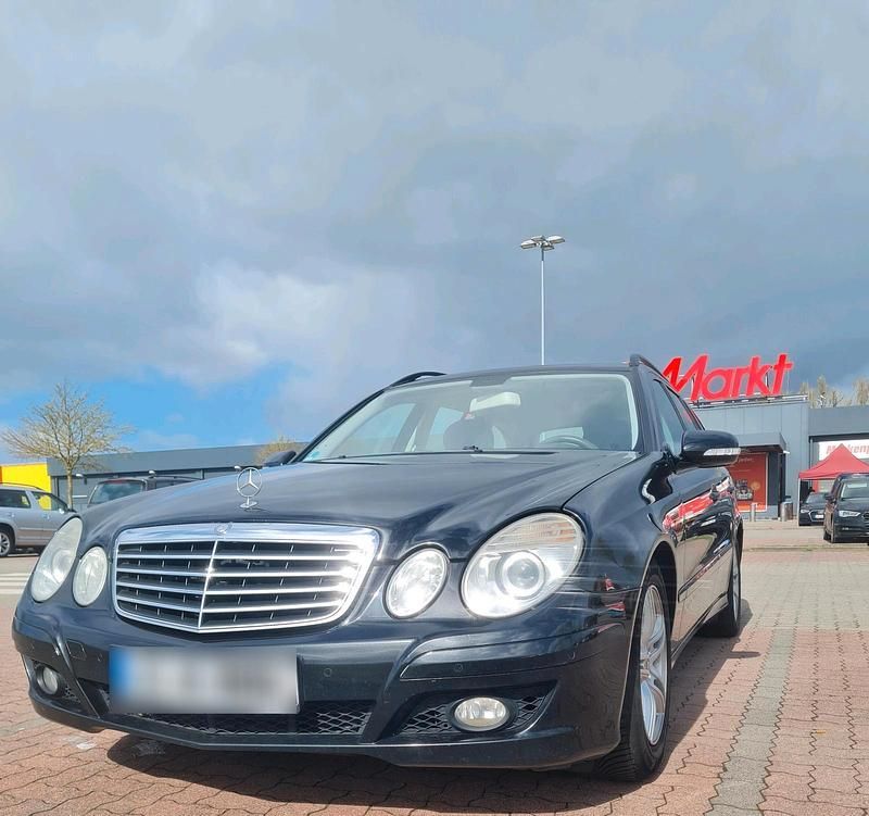 Gebraucht Mercedes E280 190 PS (139 kW) 2007 Schwarz Kombi