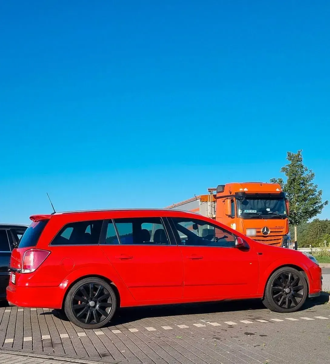 Gebraucht Opel Astra Sport 170 PS (125 kW) 2006 Rot Kombi
