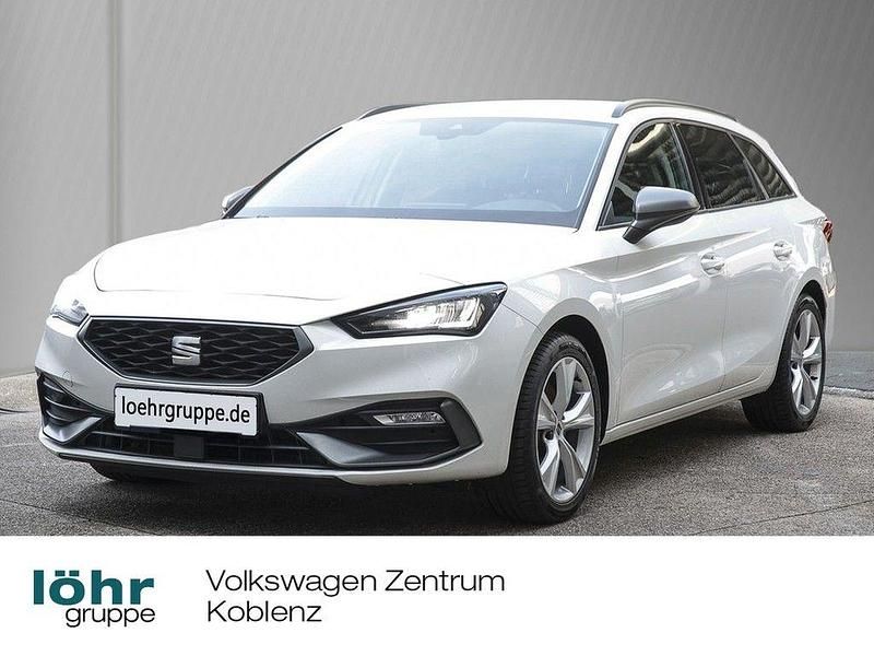 Weiß Gebraucht 2022 Seat Leon ST FR Kombi | 21.780 € (Fairer Preis) - Bild 1/4