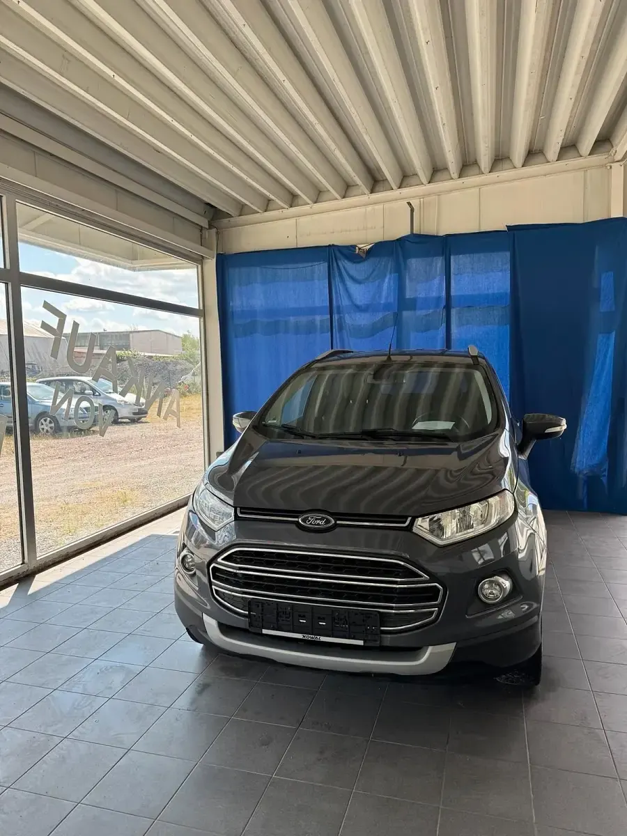 Gebraucht Ford Ecosport Titanium 95 PS (69 kW) 2016 Grau SUV