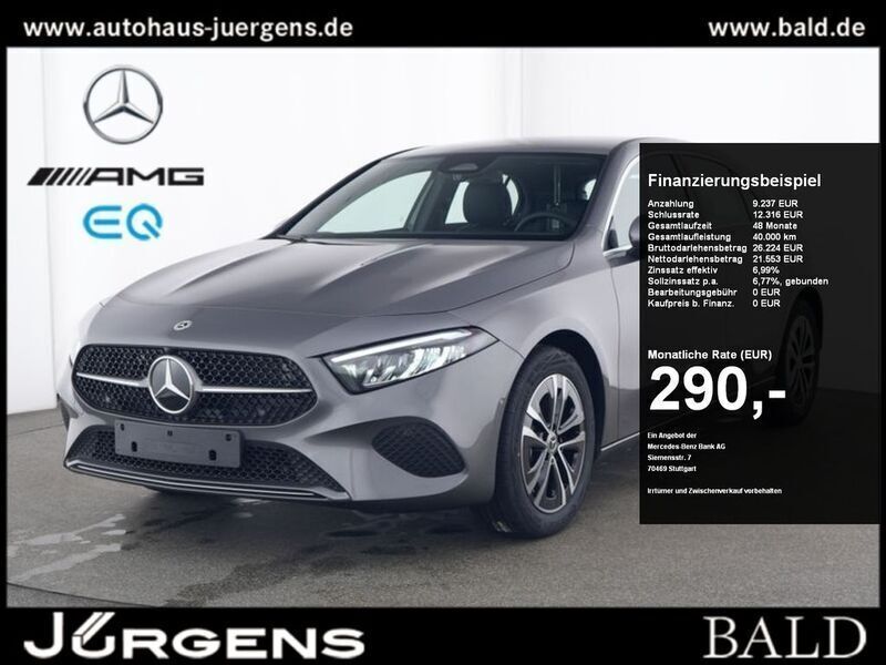 Grau metalliclack mountaingrau Gebraucht 2024 Mercedes A200 Progressive Limousine | 30.790 € (Fairer Preis) - Bild 1/4