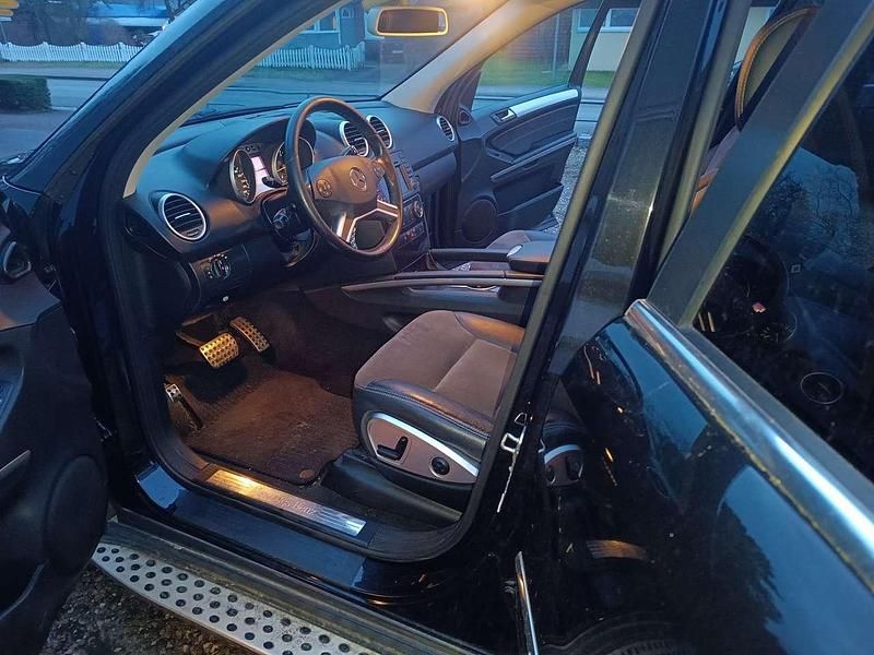 Gebraucht Mercedes 320 224 PS (164 kW) 2009