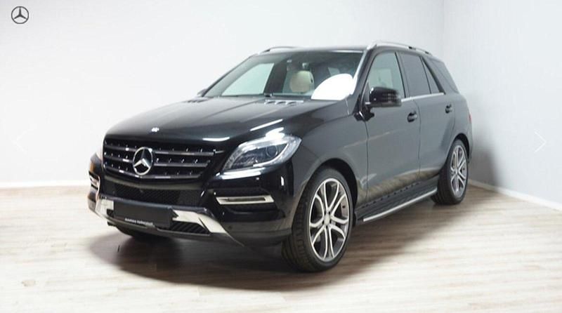 Gebraucht Mercedes ML350 258 PS (189 kW) 2014 Schwarz SUV