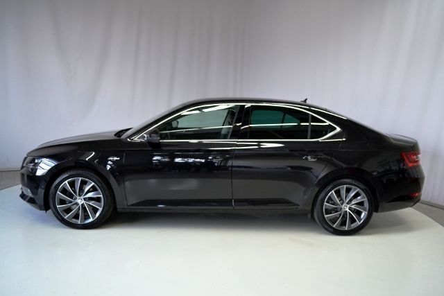 Gebraucht Skoda Superb LAURIN & KLEMENT 190 PS (139 kW) 2015 Schwarz metallic Limousine