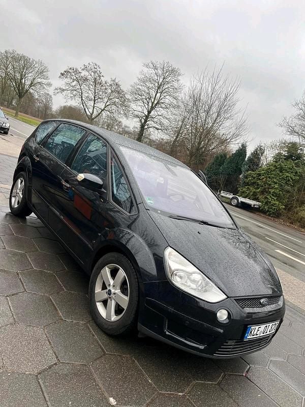 Gebraucht Ford S-MAX S 140 PS (102 kW) 2009 Schwarz Van / Kleinbus