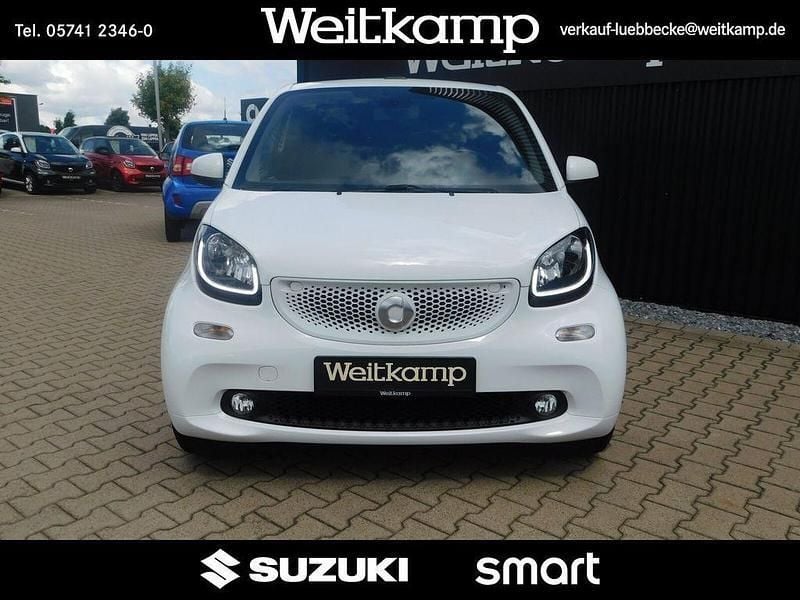 Gebraucht Smart ForTwo Cabrio Prime 71 PS (52 kW) 2017 Bodypanels in white Cabrio