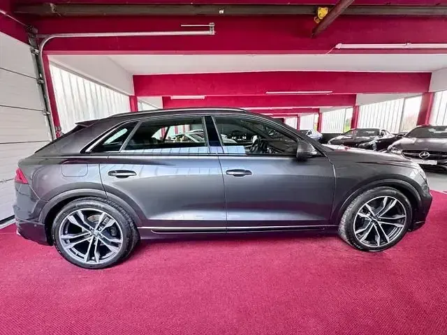 Gebraucht Audi SQ8 Sport 435 PS (319 kW) 2019 Grau SUV