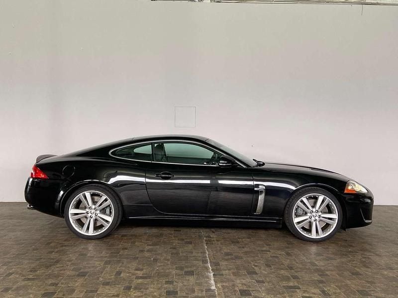 Schwarz Gebraucht 2010 Jaguar XKR Coupé | 32.990 € (Superpreis) - Bild 1/4