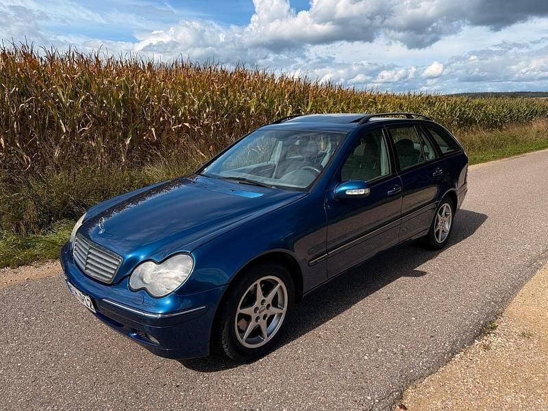 Blau Gebraucht 2001 Mercedes C270 Kombi | 3.190 € (Fairer Preis) - Bild 1/4