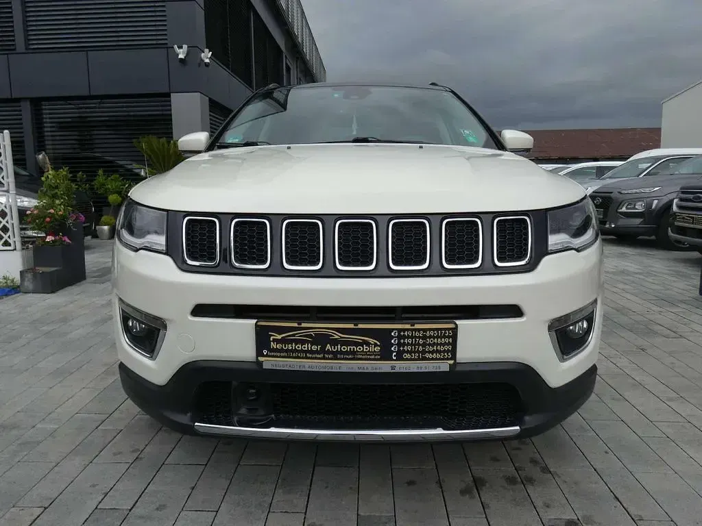 Gebraucht Jeep Compass Limited 170 PS (125 kW) 2019 Pearl white tricoat SUV