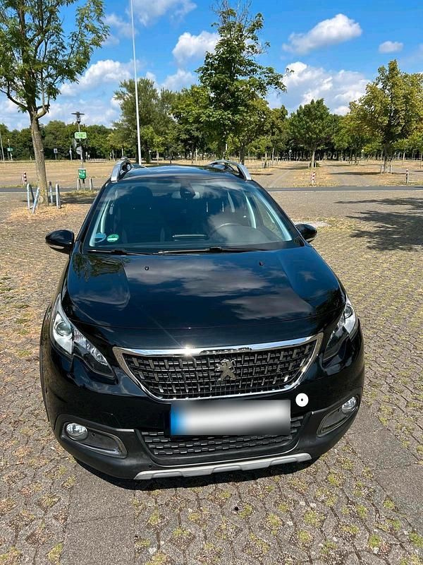 Gebraucht Peugeot 2008 120 PS (88 kW) 2017 Schwarz SUV