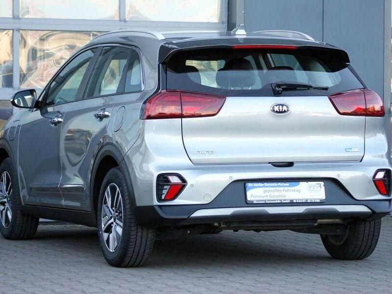 Gebraucht Kia Niro Vision 141 PS (103 kW) 2021 Stahlgrau metallic (metallic) SUV