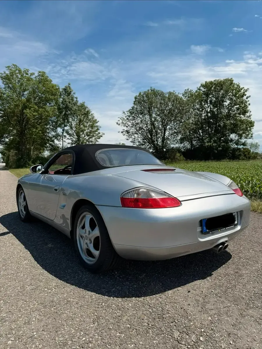 Gebraucht Porsche 986 Boxster 204 PS (150 kW) 1997 Silber Cabrio