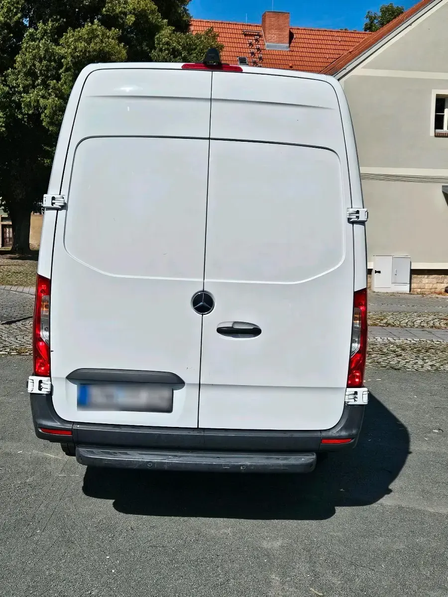 Używany Mercedes Sprinter 2021 Biały Van